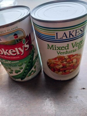 Photo of free Extra food items (60th cedar ave 19143)