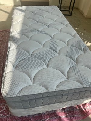 Photo of free Single bed base and mattress (YarrLumla)
