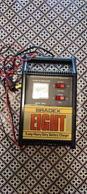 Photo of free battery charger (Upper Bourne GL5)