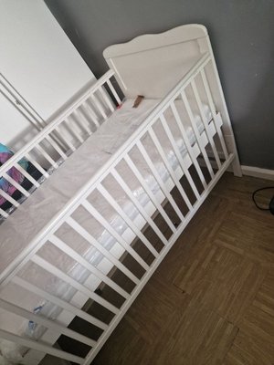 Photo of free Cotbed (Southfields SW18)