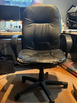Photo of free Office chair (Chevy Chase DC)