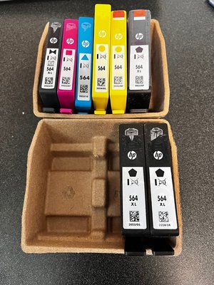 Photo of free HP ink cartridges 564 (some XL) (Hawthorne Meadows)