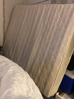 Photo of free Double mattress (LE3)