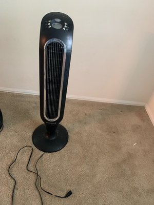 Photo of free Tower fan with remote (Manchester/Ballwin)