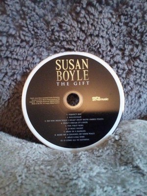 Photo of free 2CDs Susan Boyle/ 100 Best Tunes (Boscombe)