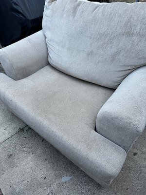 Photo of free Oversized chair (Northwest Columbus)