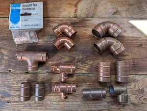 Photo of free 22mm/28mm copper pipe fittings (Saltney CH4)