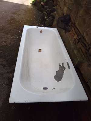 Photo of free Cast iron bath (Brincliffe S11)