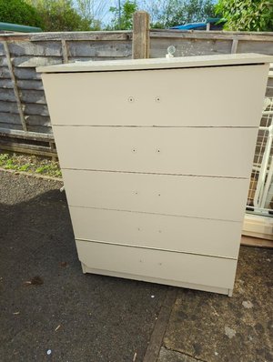 Photo of free Chest of drawers (Rugby CV23)