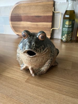 Photo of free Ornamental garden toad (Cubbington CV32)
