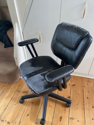 Photo of free Office chair, good condition with skye peeled off (Acton W3)