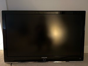 Photo of free 40” Samsung TV with Remote (Newtown, Pa)