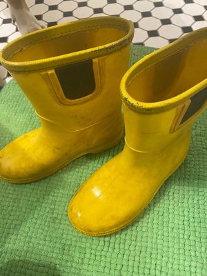 Photo of free Kid rain boots (Vanier)