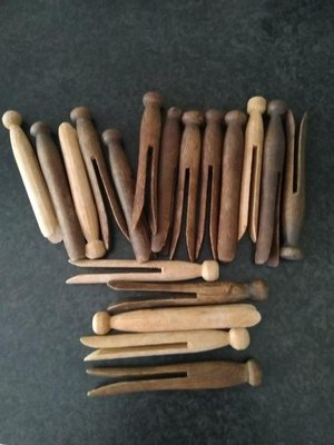 Photo of free wooden dolly clothes pegs for crafting (Millhouses S7)