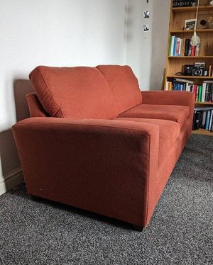 Photo of free 3 seated sofa (Stobswell DD3)