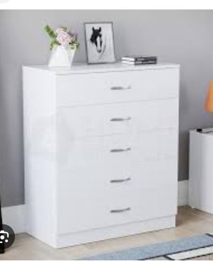 Photo of White drawers (Eastwood NG16)