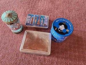 Photo of free Assorted tins (Southville BS3)