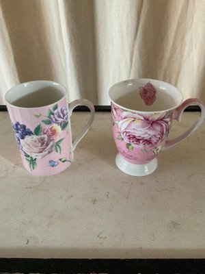 Photo of free Floral mugs (Cosham PO6)