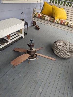 Photo of free Small ceiling fan (20910)