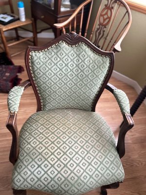 Photo of free Chair (Louisville)