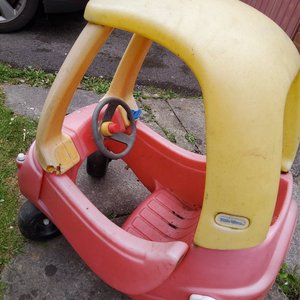 Photo of free Little Tikes play car ( old) (Horfield BS7)