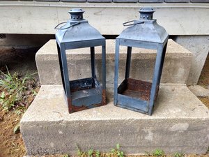 Photo of free Old Lanterns (N. Lakeside in Henrico)