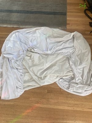 Photo of free Full size fitted waterproof sheet (Upper Dimond)