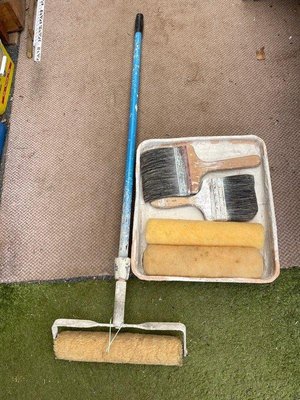 Photo of free 12inch Rollers and lg brushes (CV35 Leek Wootton)
