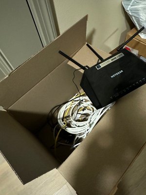 Photo of free Netgear Nighthawk, misc cables (Spring Hill, Fl.)