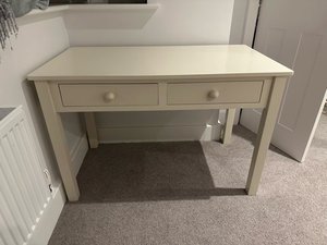 Photo of free 3 piece white furniture set (Yarnton)