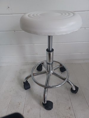 Photo of free Dressing table stool (Chelmsford CM1)