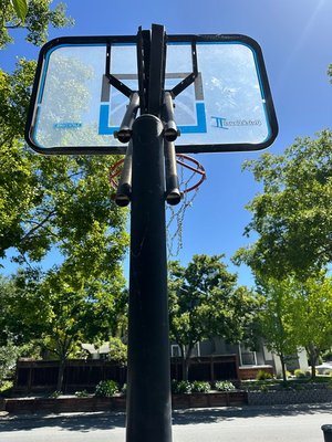 Photo of free Outdoor basketball hoop (Morgan hill)
