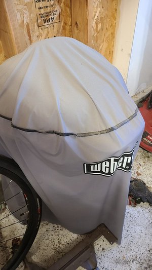 Photo of free Weber Charcoal Grill (Reunion (104th and Tower Rd))