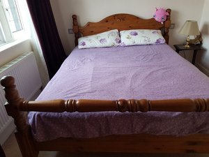 Photo of free Heavy pine bedstead (Loose Valley ME15)