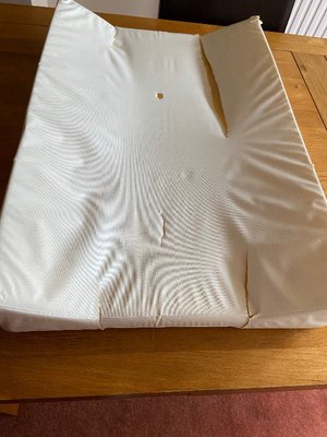 Photo of free Changing mat (Rainham RM13)