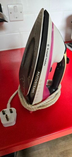 Photo of free Russell Hobbs iron (Polwarth EH11)