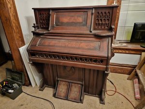 Photo of free Antique Pump Organ (Independence, Oh)