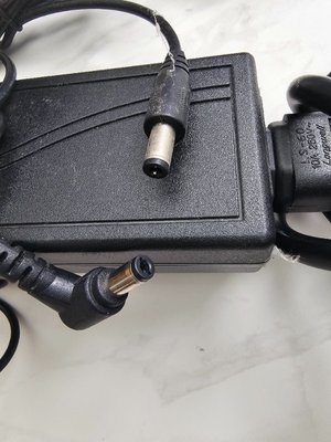 Photo of free Laptop chargers and vga connectors (Lower Morden SM3)
