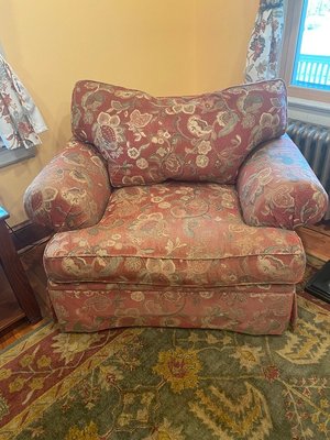 Photo of free Well loved oversized chair (Peekskill)