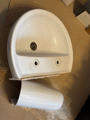 Photo of free Bathroom sink (Walkden M28)
