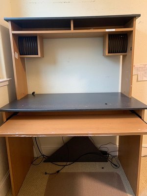 Photo of free Computer desk (Sunnyvale closer to downtown)