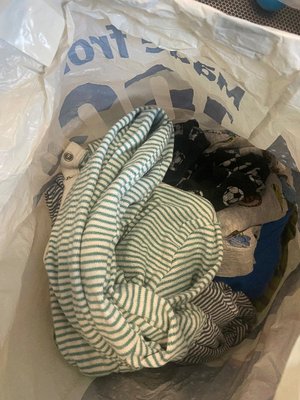 Photo of free boys baby clothes 18-24 m (Gracemount EH16)