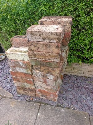 Photo of free Weathered red bricks (~50) (Rose Hill OX4)