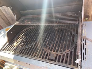 Photo of free stok bbq grill (Miller/Sixth in Gilroy)