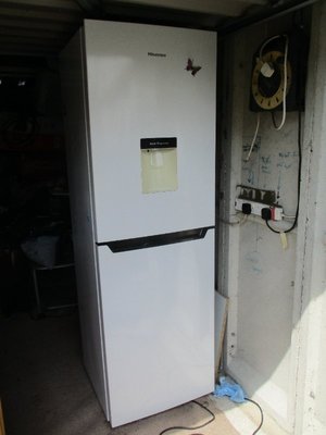 Photo of free fridgefreezer (Rayleigh SS6)