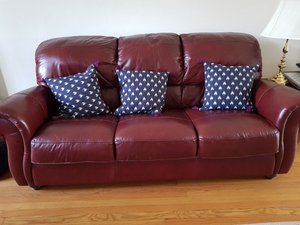 Photo of free A full large leather lounge suite (Loose Valley ME15)