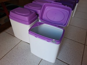 Photo of free Formula containers (Hurontario and South Service)