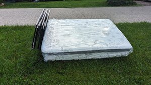 Photo of free Queen size mattress & foundation (Off Dayton xenia)