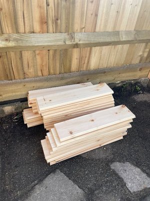 Photo of free Short lengths of wood (Montreal Park TN13)