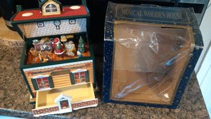 Photo of free musical wooden christmas house with drawer (Highbridge TA9)
